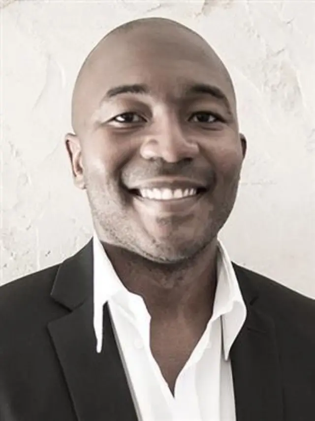 Sanmi Koyejo na Assistant Professor for di Department of Computer Science for Stanford University. 