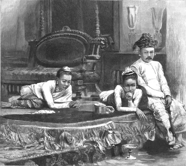 burma king thibaw and queen