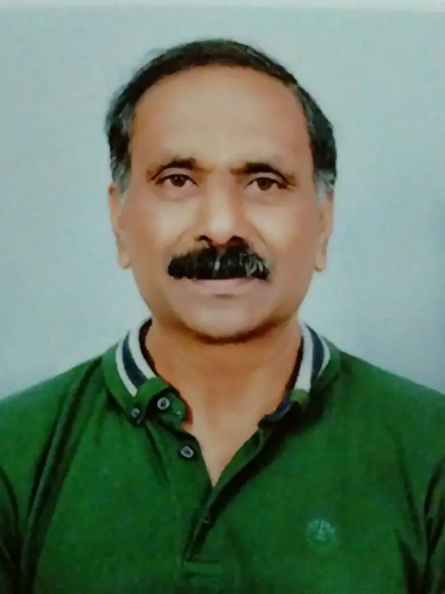 டிரோன் மூலம் பூச்சிக்கொல்லி தெளிப்பு