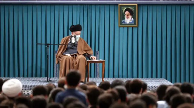 علی خامنهای