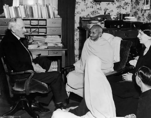 रोम्याँ रोलाँ और महात्मा गाँधी