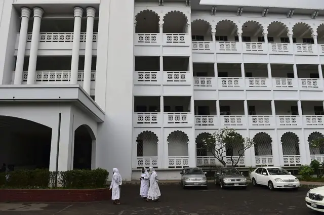 হাইকোর্টের এনেক্স ভবন