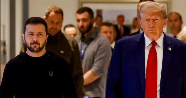 Trump ve Zelenskiy birlikte yürüyor