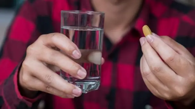 દવા, પાણી, ખોરાક દવાઓ, ખોરાક દવા, દાડમ ઔષધ મેડિસીન ફળ ભોજન ડૉક્ટર આરોગ્ય તબિયત હેલ્થ ભારત ગુજરાત બીબીસી ગુજરાતી ગુજરાતીમાં સમાચાર