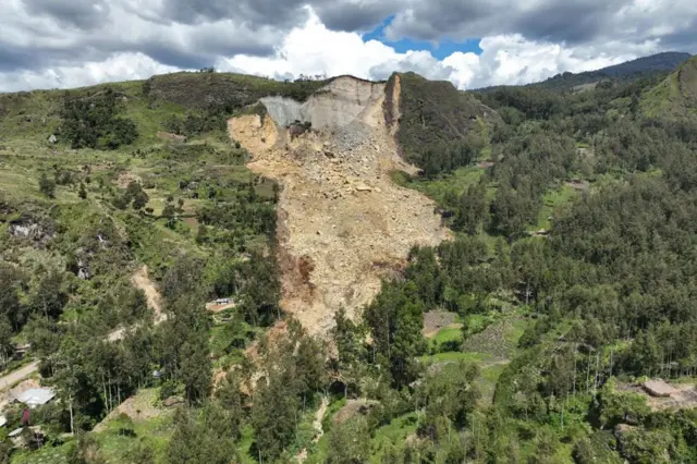 Foto aérea del deslizamiento de tierra en Papúa Nueva Guinea.