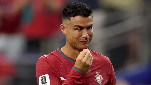 Portugal tersingkir dari Piala Dunia, Ronaldo tinggalkan lapangan dengan air mata.