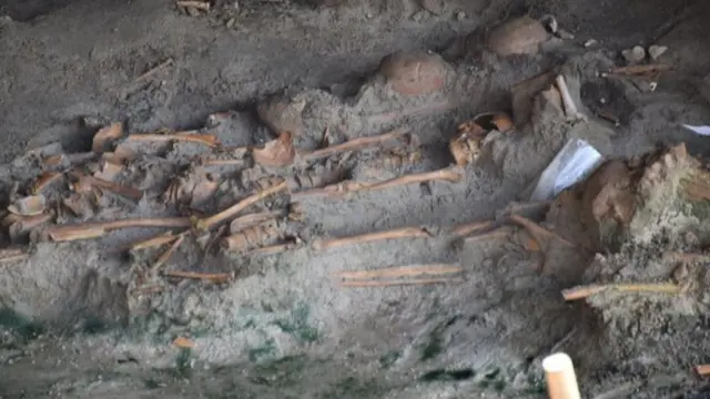 மனிதப் புதைக்குழி, இலங்கை, அகழாய்வு