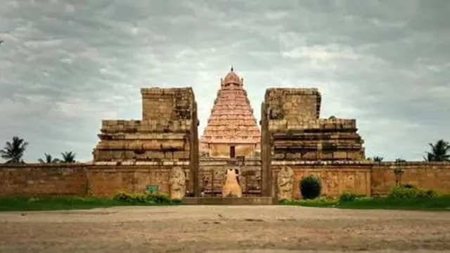 ராஜேந்திர சோழன் கங்கை கொண்ட சோழபுரத்திற்கு தலைநகரை மாற்றியது ஏன்?