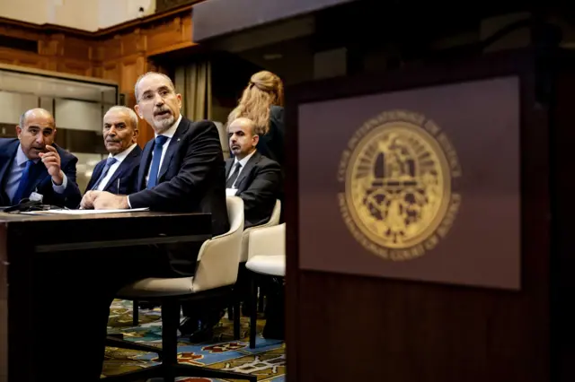 وزير الخارجية الأردني أيمن الصفدي