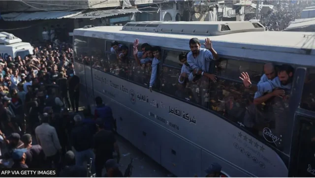 Қамоқдан озод қилинган фаластинликлар Хон Юнусга келди