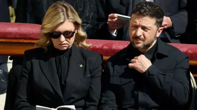 Zelensky tare da matarsa Olena