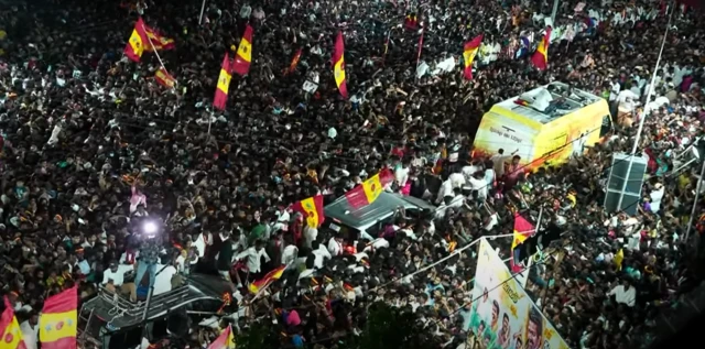 
''விஜய் வாகனம் வந்தவுடன்..'' கரூர் கூட்டத்தில் நெரிசல் ஏற்பட்டது எப்படி?
