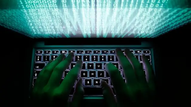 রাশিয়া ও ইউক্রেন পরস্পরের যোগাযোগ নেটওয়ার্কে সাইবার হামলা চালিয়েছে