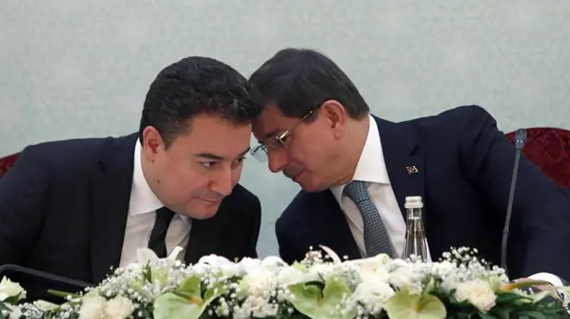 Babacan ve Davutoğlu