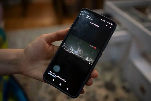 বিদেশ থেকে পরিচালিত ফার্সি টিভি আর ওয়েবসাইটগুলিই তেহরানের মানুষের কাছে খবরের প্রধান উৎস - প্রতীকী ছবি