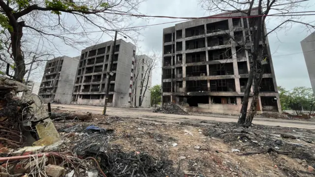 ਹਵਾਈ ਜਹਾਜ਼ ਹਾਦਸੇ 'ਚ ਨੁਕਸਾਨੀਆਂ ਗਈਆਂ ਇਮਾਰਤਾਂ