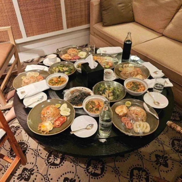 Постояльцы заказывали в номер еду