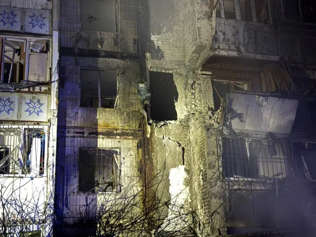 Зруйнований будинок