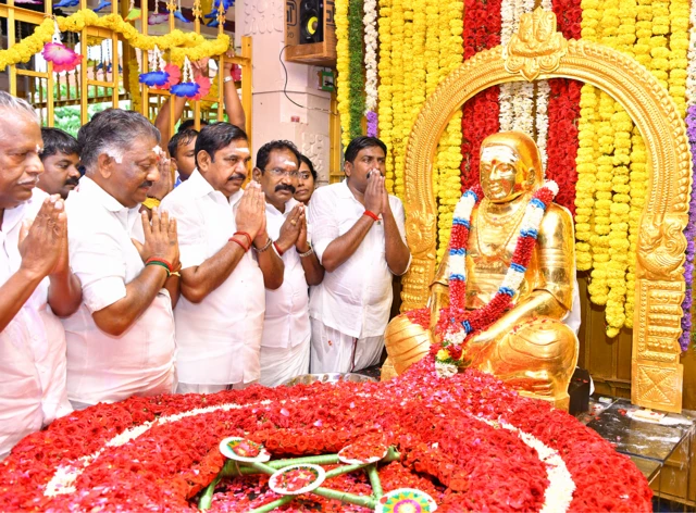 முத்துராமலிங்க தேவரின் தங்க கவச சர்ச்சை 