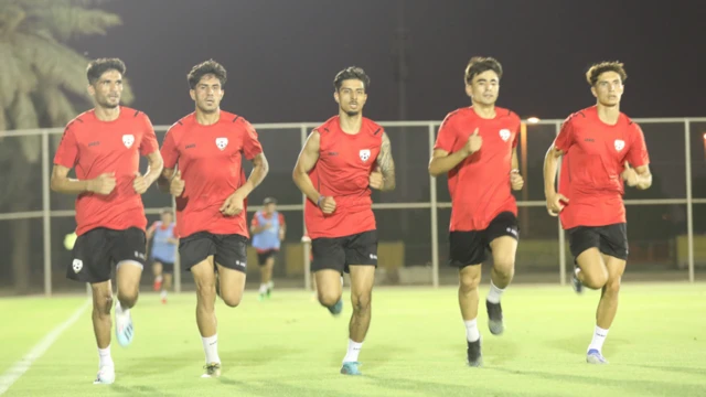 تیم فوتبال افغانستان در حال تمرین