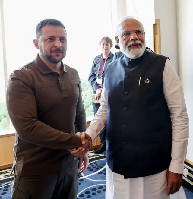 बीते साल मई में हिरोशिमा में जी7 की बैठक के दौरान पीएम मोदी ने राष्ट्रपति ज़ेलेंस्की से मुलाक़ात की थी. 