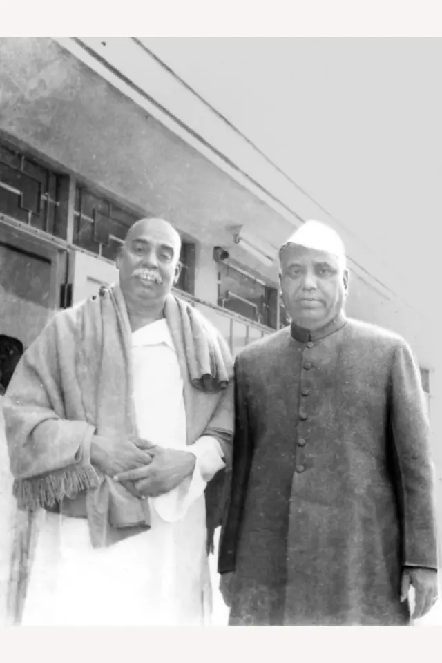 तुकडोजी महाराज आणि महाराष्ट्राचे पहिले मुख्यमंत्री यशवंतराव चव्हाण