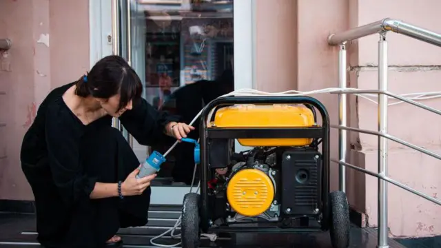 कीएव में भी बिजली की भारी किल्लत