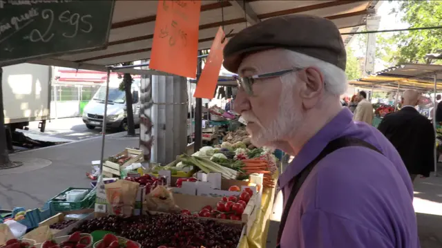 نمایی از فیلم 'دوربین شکسته'