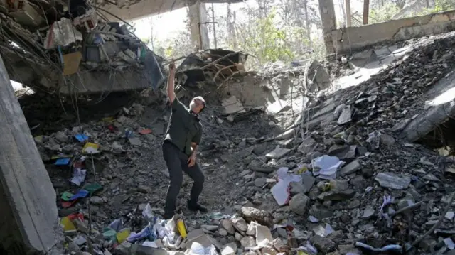 इसराइली हमले में क्षतिग्रस्त हुई तेहरान की एविन जेल