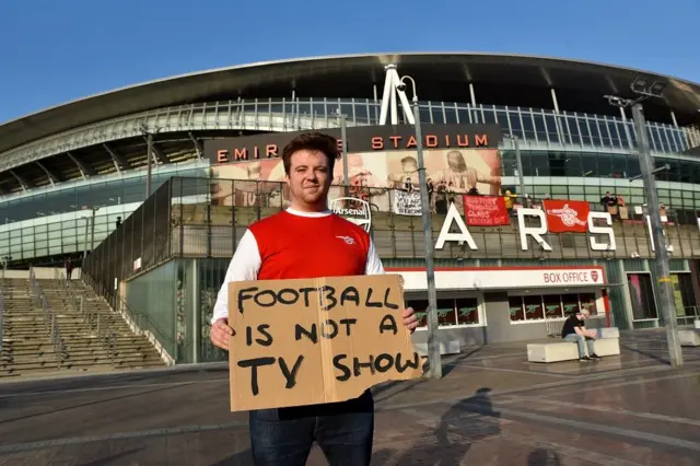 Arsenal taraftarı