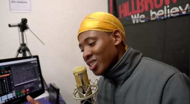 MJ Mojalefa ya ce masu sauraronsa na son fadar Birtaniya ta nemi afuwar 'yan Afirka