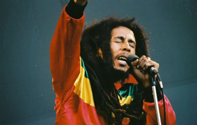 Bob Marley na we yamamaye mu gihe kimwe na Fela Kuti