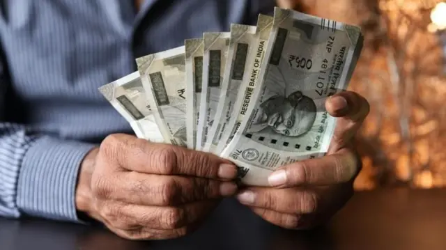 પ્રતીકાત્મક તસવીર