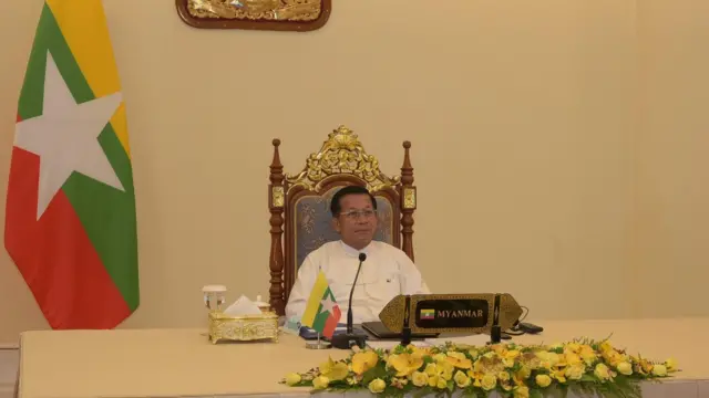  (၇)ကြိမ်မြောက် မဟာ မဲခေါင်ဒေသခွဲ ထိပ်သီးအစည်းအဝေးကို ဗိုလ်ချုပ်မှူးကြီးမင်းအောင်လှိုင်တက်‌ရောက်