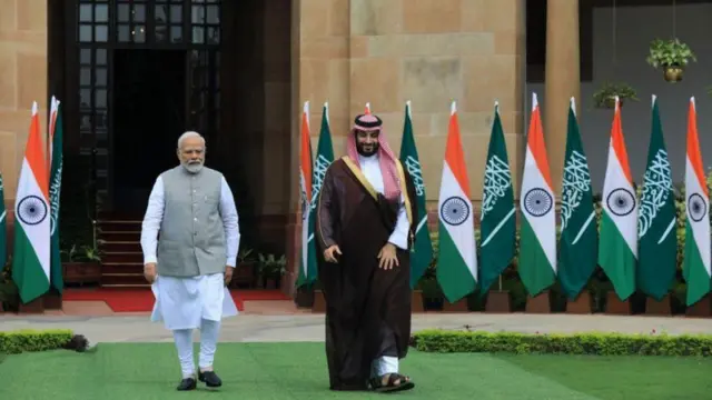 नरेंद्र मोदी