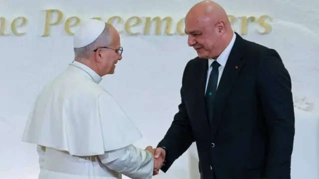 ماذا قال البابا لاون الرابع عشر للبنان وإسرائيل؟