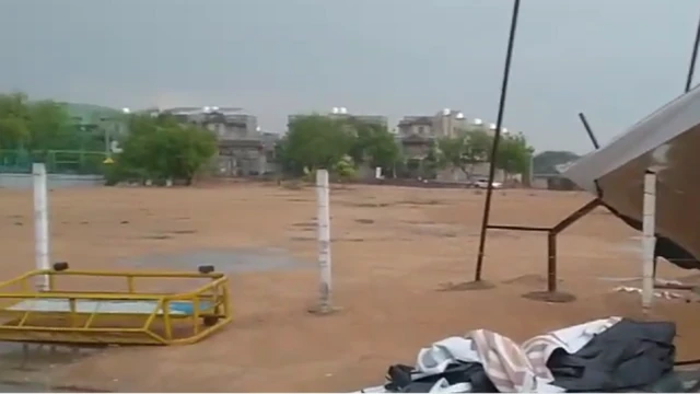 અમદાવાદમાં વરસાદ અને ધૂળની ડમરી ઊડી