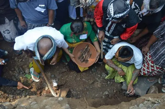 Desa Batu Agung, Jembrana, Bali, pembongkaran kuburan massal 1965-1966, PKI, partai komunis indonesia, 1965
