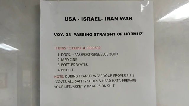 Uputstvo za ponašanje posade u slučaju napada između 25. i 26. februara, tokom prolaska kroz Ormuski moreuz. Pasoš, lekovi, flaširana voda i biskviti su obavezni, uz prsluke za spasavanje i ostalu opremu. 