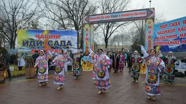 مراسم جشن سده در دوشنبه، تاجیکستان، ۳۰ ژانویه ۲۰۲۴