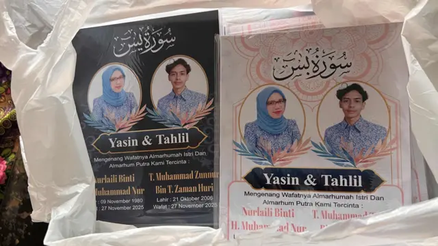 Ibu Sausan, Nurlaila, abang tertuanya, Muhammad Zunnur, dan neneknya, Aman Husna, tewas diseret banjir Sumatra pada akhir November tahun lalu.