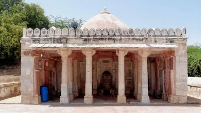 ভোদেসার মসজিদ