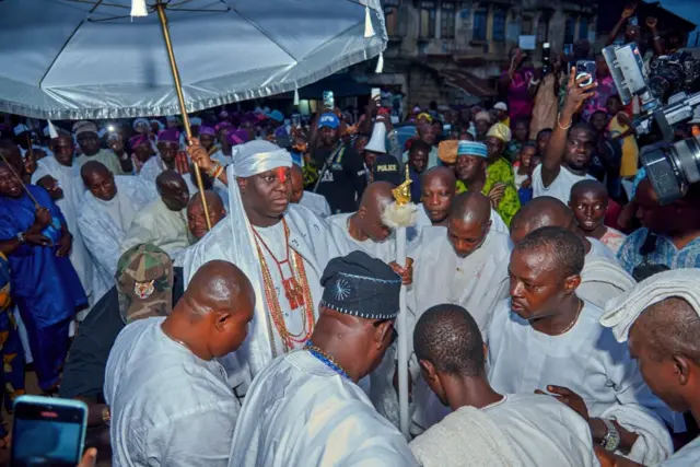 Aworan Ooni ile ife