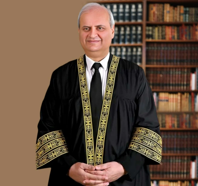 سپریم کورٹ کے جج جسٹس ملک شہزاد احمد خان