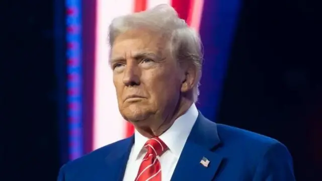 ডোনাল্ড ট্রাম্প 