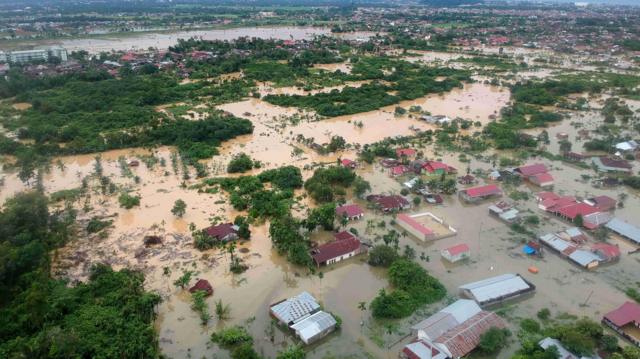 Cuaca Ekstrem Dan Banjir Di Indonesia: Banjir Merendam Puluhan Ribu ...