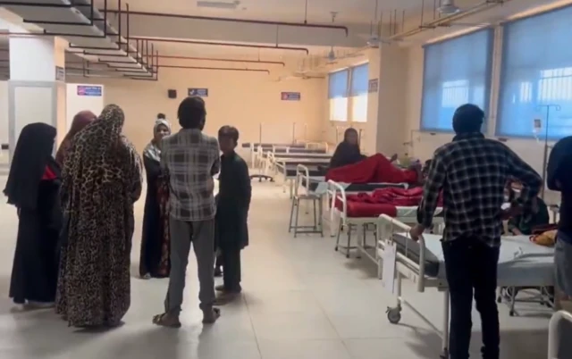 બીબીસી ગુજરાતી કેલ્શિયમ કાર્બાઇડ ગન વિસ્ફોટ ધડાકો આંખ ફટાકડા