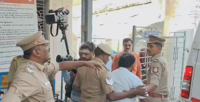 திருப்பரங்குன்றம் 