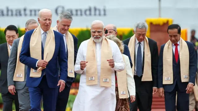 नरेंद्र मोदी