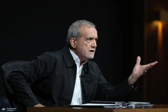 Masoud Pezeshkian in second debate